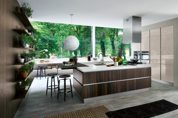 The spirit of a futuristic design.
A kitchen that makes minimalism its trump card, offering a new solution for functionality requirements. Its outstanding features include its pure flat door, the up-